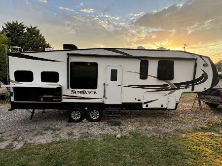 Class 5th Wheel for sale