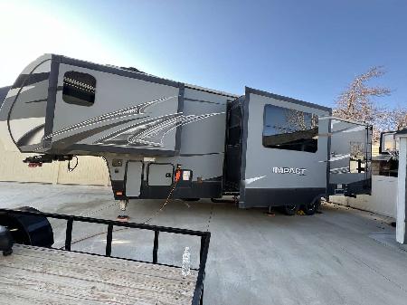 Class Toy Hauler for sale