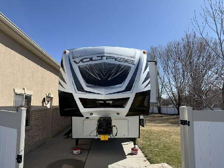 Class Toy Hauler for sale