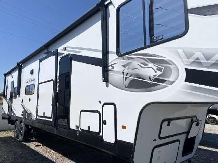 Class 5th Wheel for sale