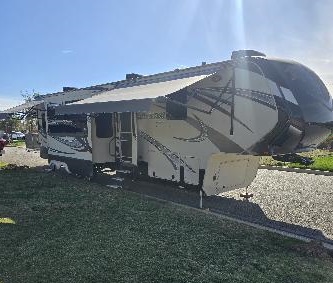 Class Toy Hauler for sale