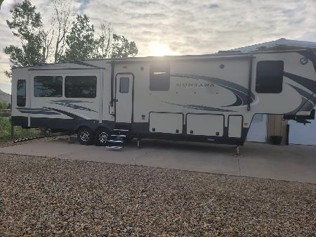 Class 5th Wheel for sale