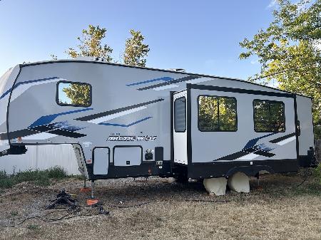 Class 5th Wheel for sale