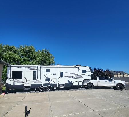 Class Toy Hauler for sale