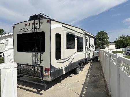 Class 5th Wheel for sale
