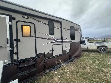 Class 5th Wheel for sale