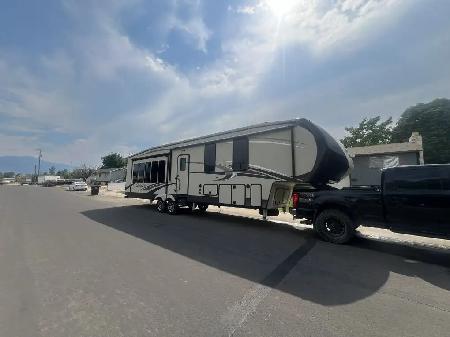 Class 5th Wheel for sale