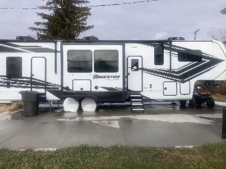 Class Toy Hauler for sale