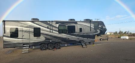 Class Toy Hauler for sale